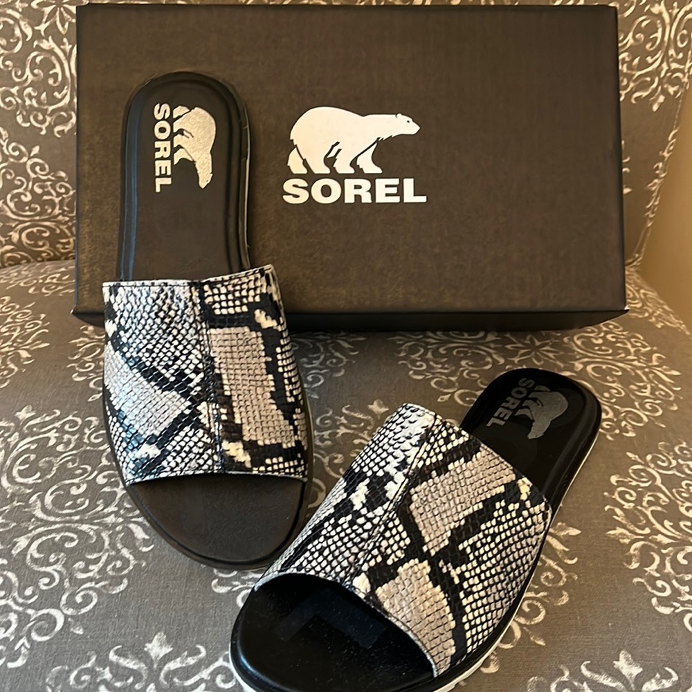 Sorel Ella II Block Slides. NIB.